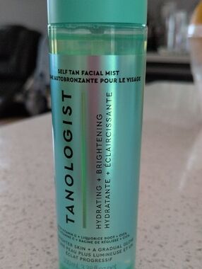 TANOLOGIST Self Tan Facial Mist - Teal Metallic Bottle